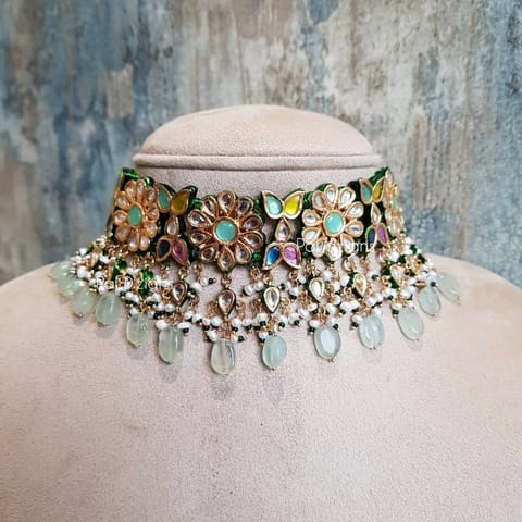 Rang-Birangi Kundan Set Rang-Birangi Kundan Set