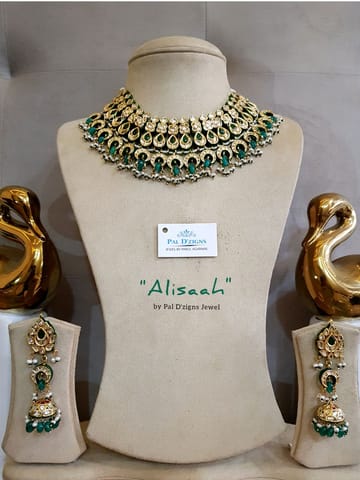 Alisaah Kundan Set Alisaah Kundan Set