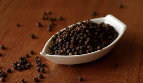 Kali Mirch Sabut | Natural Black Pepper Whole Extra Bold