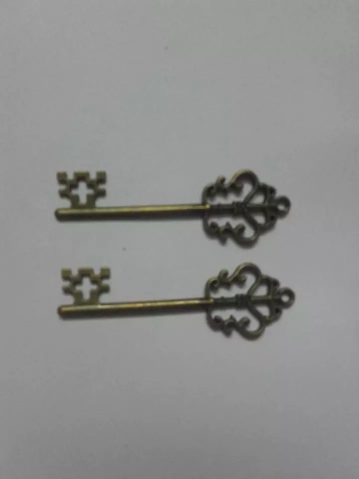 Antique Style Keys Charms/ Pendant