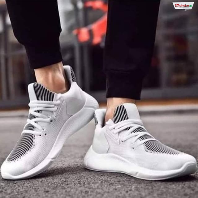 Amazing White Color Newborn Breathable Popular Platform Sneakers For Men