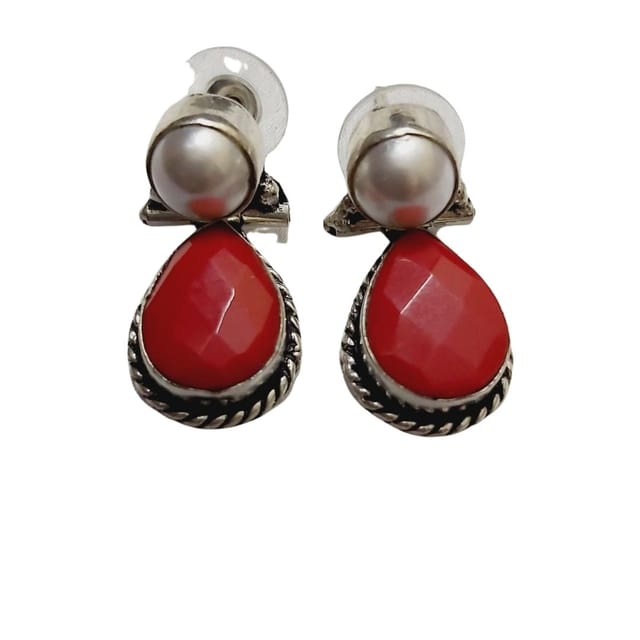 Kalainayam by Aarthi - Pearl with Red Agate - Earrings