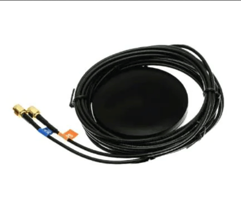 Antennas GSM/GNSS combo antenna with double SMA connector.
