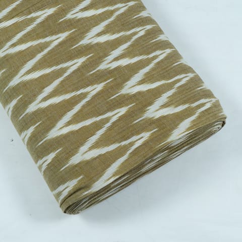 Mehndi with White Ikat Fabric