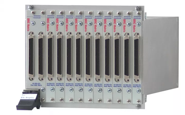 30x16,2-Pole,(2sub-cards),8-Slot BRIC,PXI,40-561A-122-30X16
