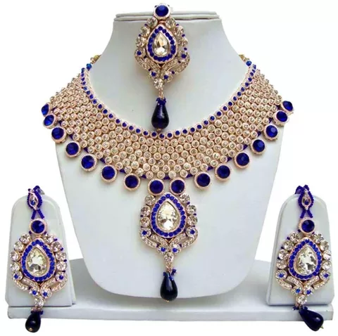 Fashion Jewels Exclusive Necklace set With Earrings &Maang Tikka