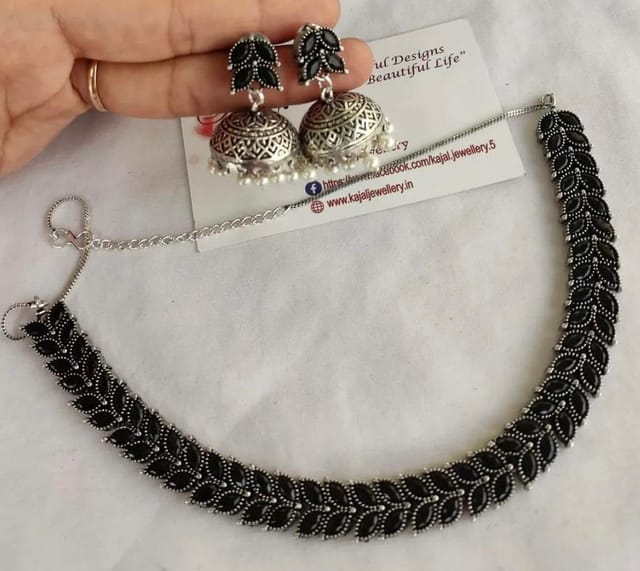 Black 🖤 necklace