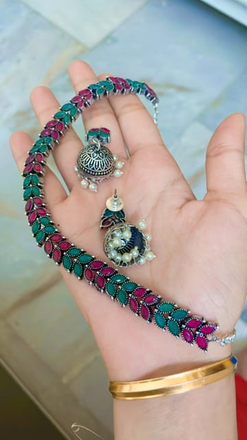 Multi oxidised necklace