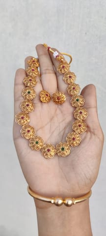 Flower jewellery matte