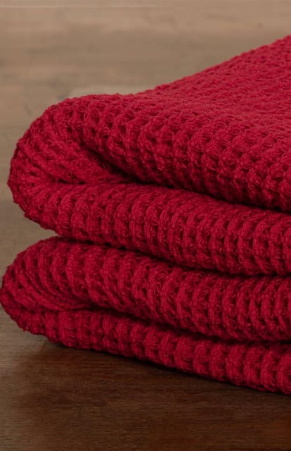 Handwoven red honeycomb cotton bath towel