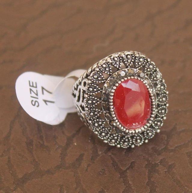 Victorian Finger Ring Red, Size 17