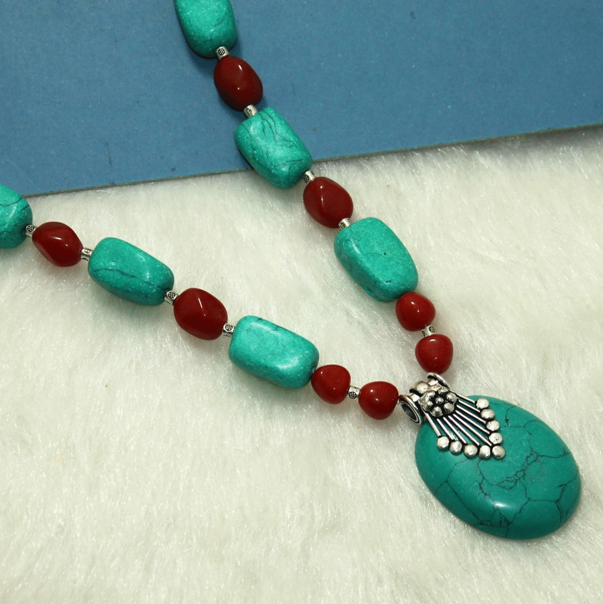Designer Handmade Beaded Necklace Set Red And Turquoise