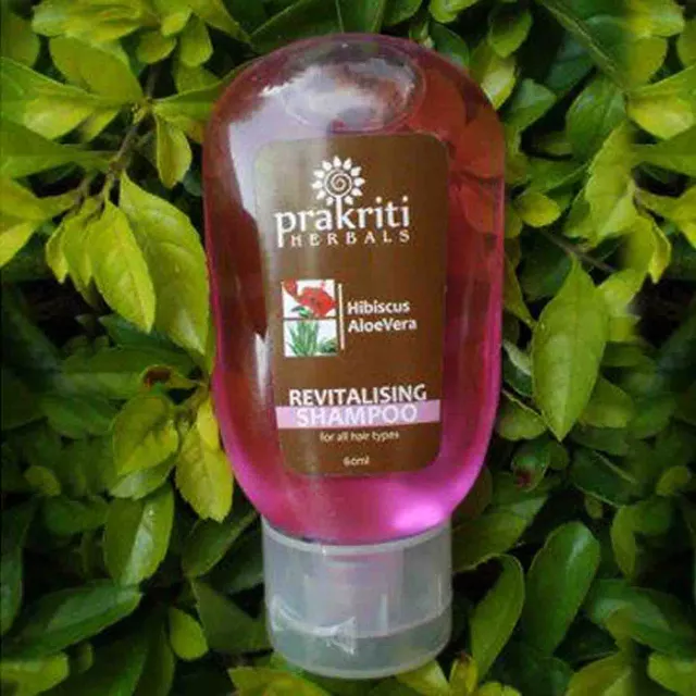 Prakriti Hibiscus Aloevera Shampoo (120ml)