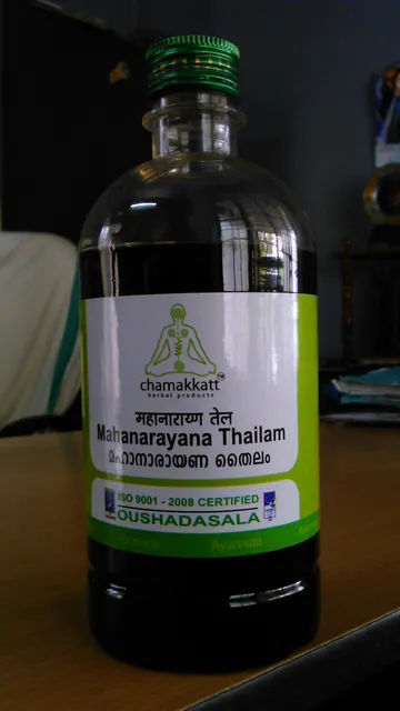 Chamakkatt Herbal Mahanarayana Thailam (1Ltr)