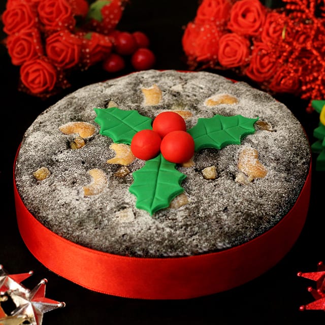 Christmas Round Plum Cake