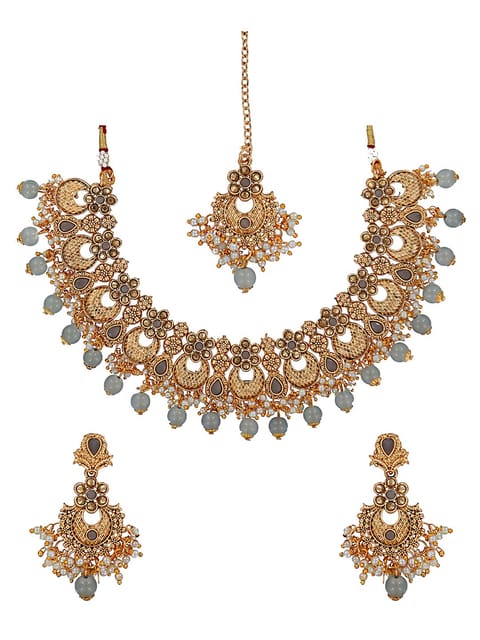Antique Necklace Set in Gold finish - CNB6542