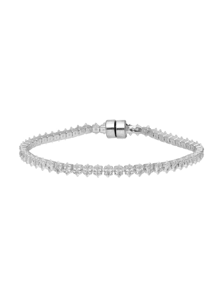 AD / CZ Loose / Link Bracelet in White color - CNB4937