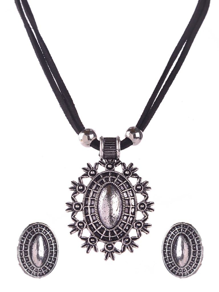 Pendant Set in Oxidised Silver finish - CNB16349
