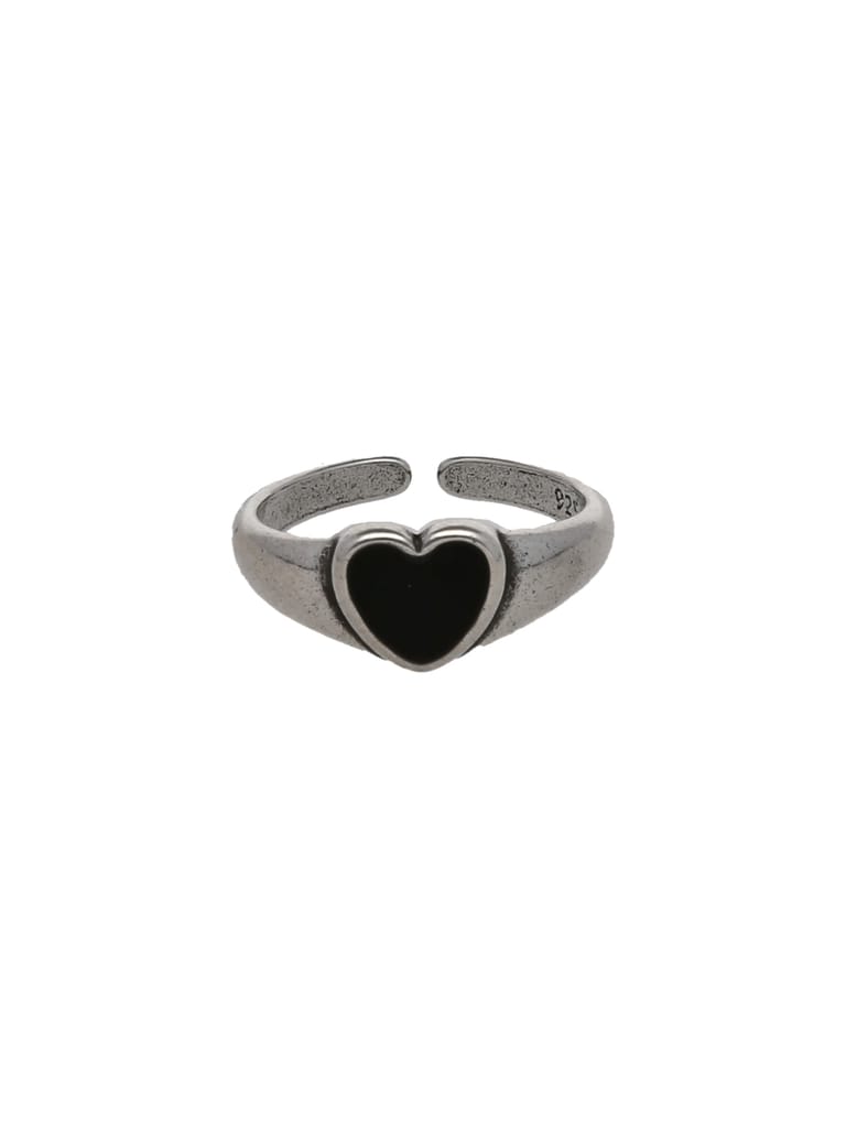 Finger Ring in Oxidised Silver finish - CNB24505