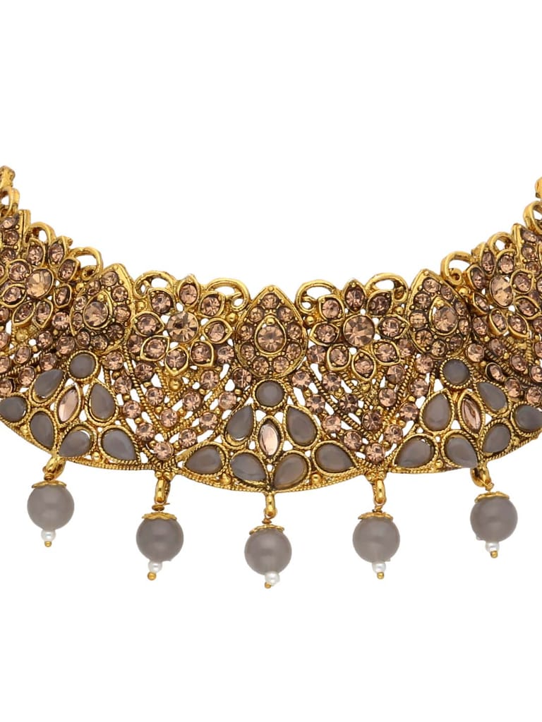 Traditional Necklace Set in Gold finish - STU5210