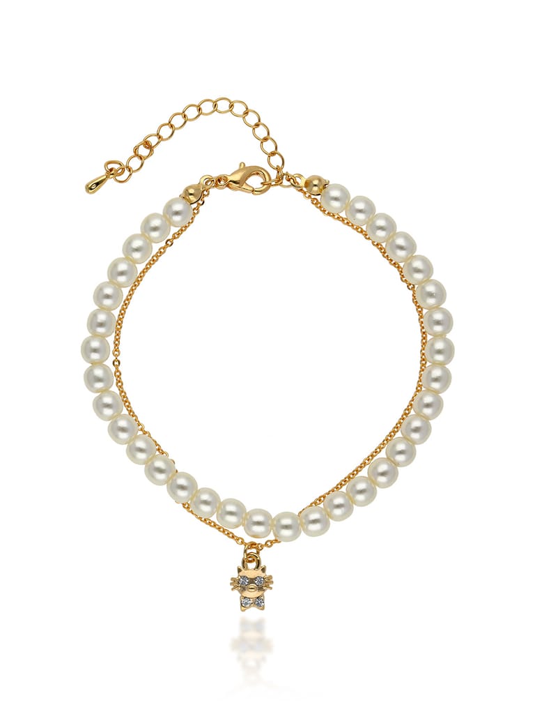 Pearls Loose / Link Bracelet in Gold finish - CNB25481