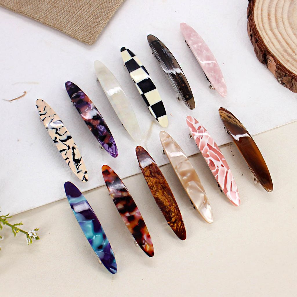 Printed Hair Clip in Assorted color - CNB30501