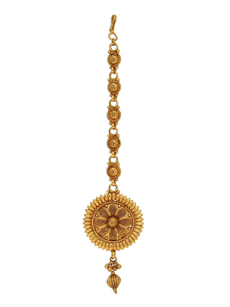 Antique Maang Tikka in Gold finish - CNB31175