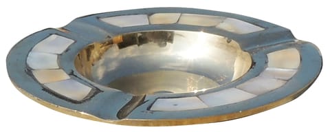 Brass Ashtray, Ash Tray  (MOQ-  2 Pcs.) - 4.8*4.8*0.8 inch (Z157 E)