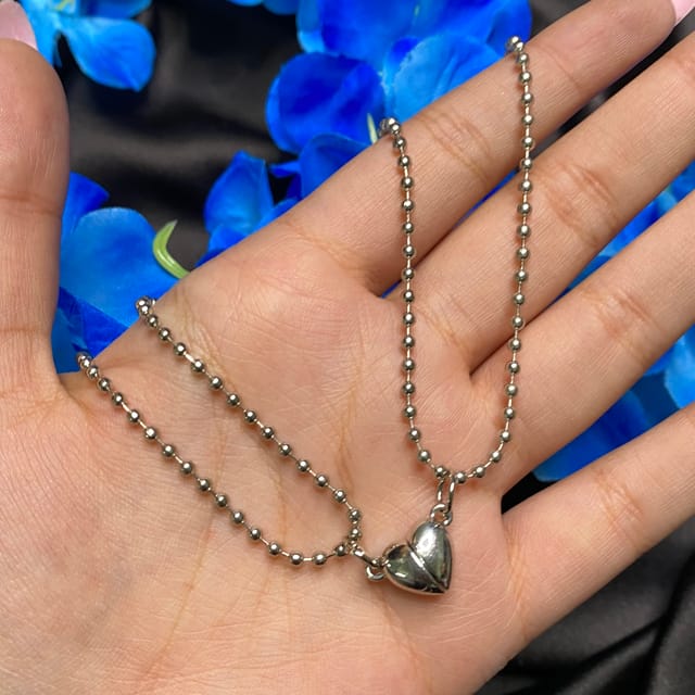 Magnetic Couple Necklace