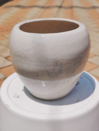 4 Inch White Elegant Ceramic Apple Pot