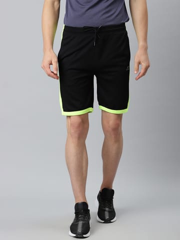Alcis Men Black Solid Slim Fit Mid-Rise Sports Shorts - Quick-Dry